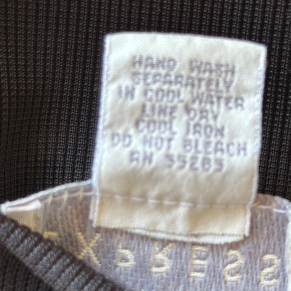 Express Tricot black short sleeve top, size M - Picture 6 of 7